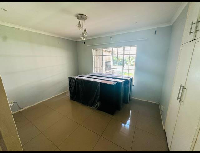 4 BEDROOM FREESTANDING FOR SALE IN CHASE VALLEY HEIGHTS